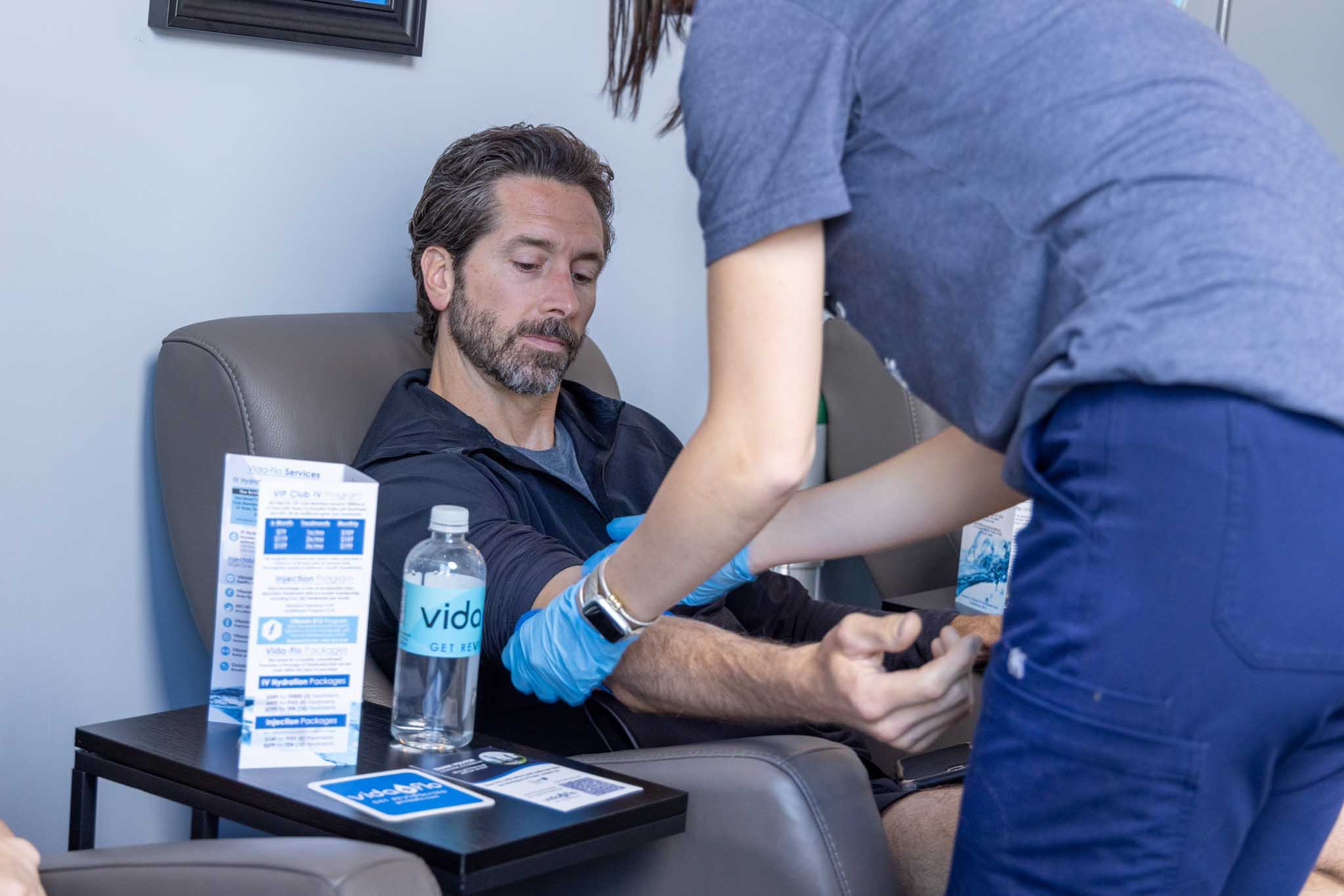 A Vida-Flo Buckhead, GA client getting an iv infusion placed.